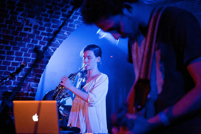 Float Fall live in de Witlof Bar in de Botanique in Brussel, België op 27 juni 2012