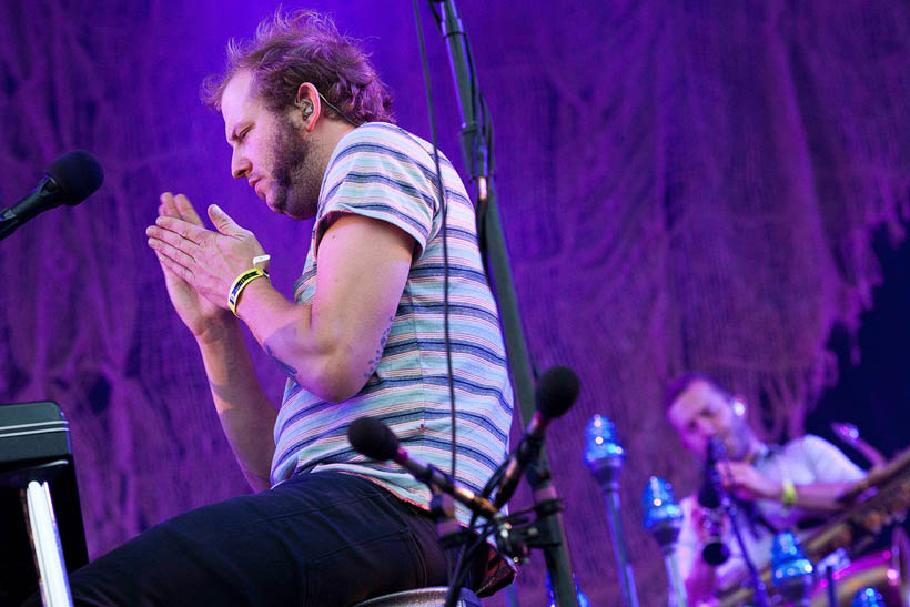 Bon Iver live op Dour Festival in België op 14 juli 2012