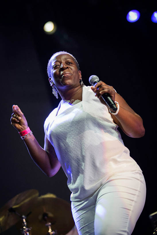 Daptone Super Soul Revue live op Rock Werchter Festival in België op 3 juli 2014