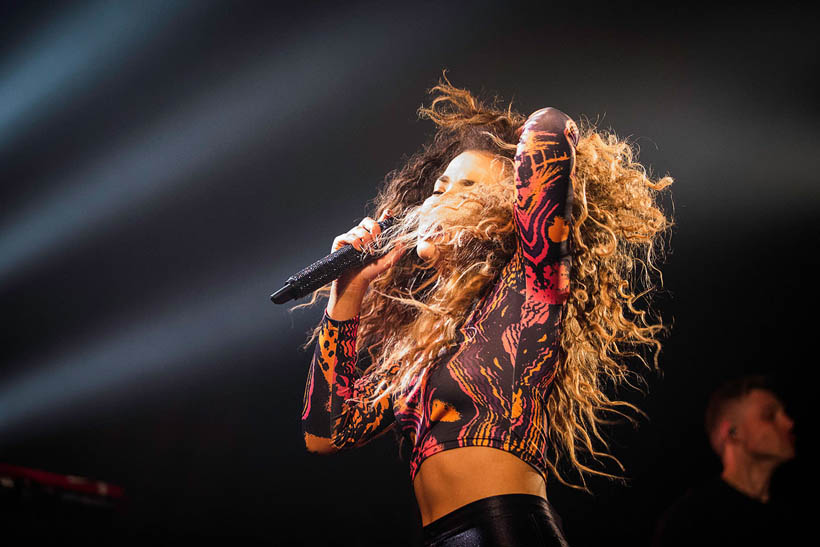 Ella Eyre live at Les Nuits Botanique in Brussels, Belgium on 22 May 2014