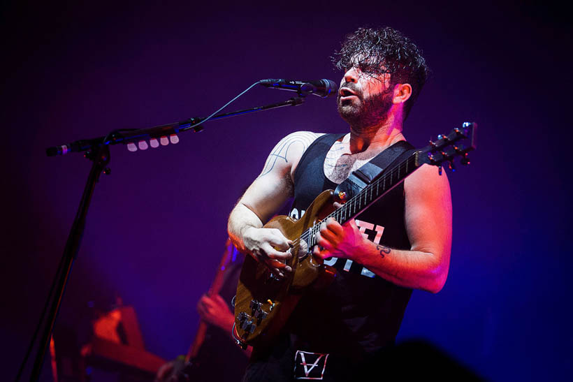 Foals live op Rock Werchter Festival in België op 6 juli 2014