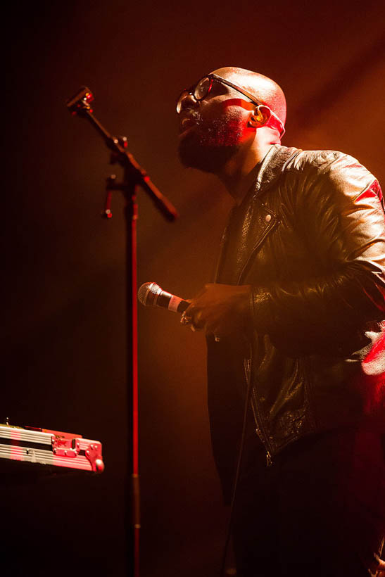 Ghostpoet live op Les Nuits Botanique in Brussel, België op 9 mei 2015