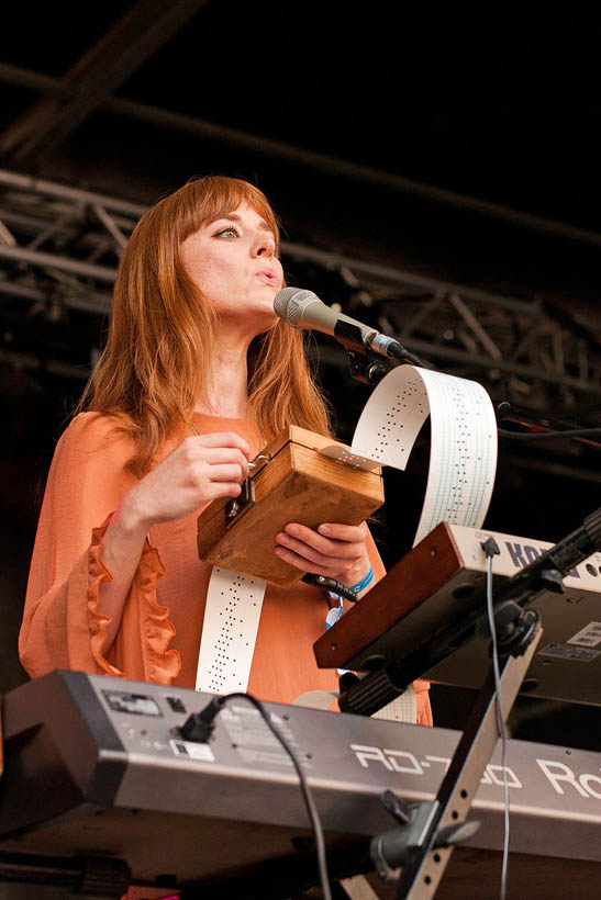 Hannah Peel live at M-IDZomer at Museum M in Leuven, Belgium on 28 July 2011
