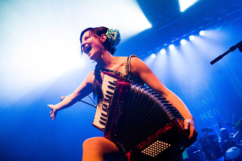 Katzenjammer live in de Ancienne Belgique in Brussel, België op 29 november 2011