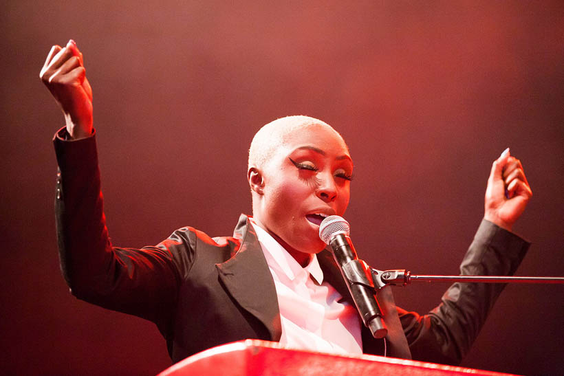 Laura Mvula live op Rock Werchter Festival in België op 4 juli 2013