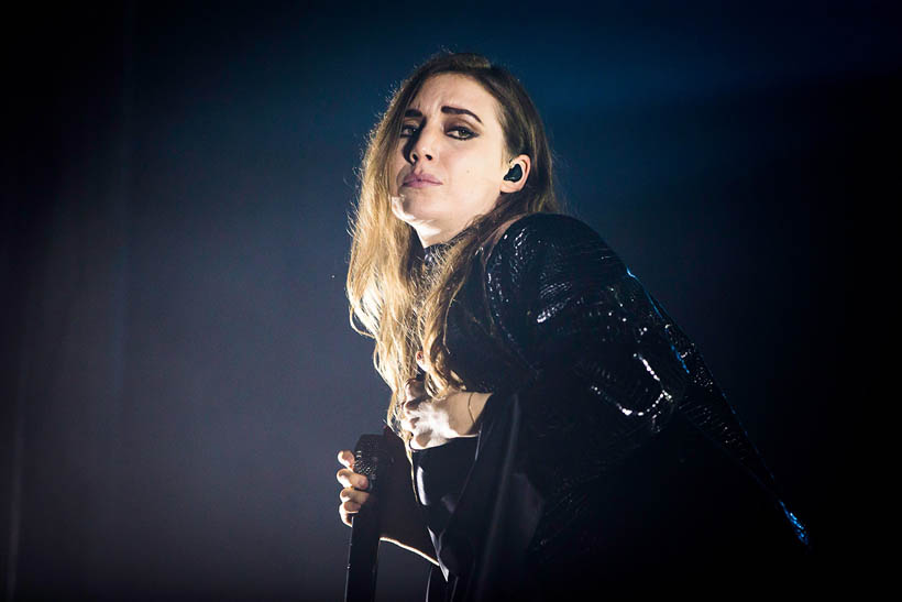 Lykke Li live op Rock Werchter Festival in België op 6 juli 2014