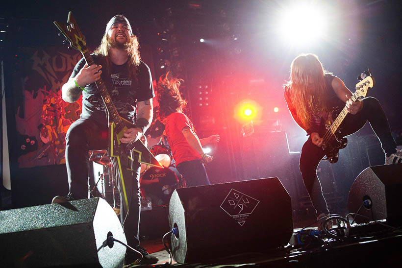 Municipal Waste live op Dour Festival in België op 13 juli 2012