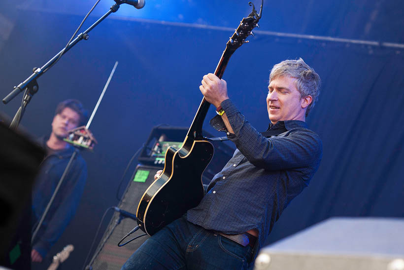 Nada Surf live op Dour Festival in België op 14 juli 2012