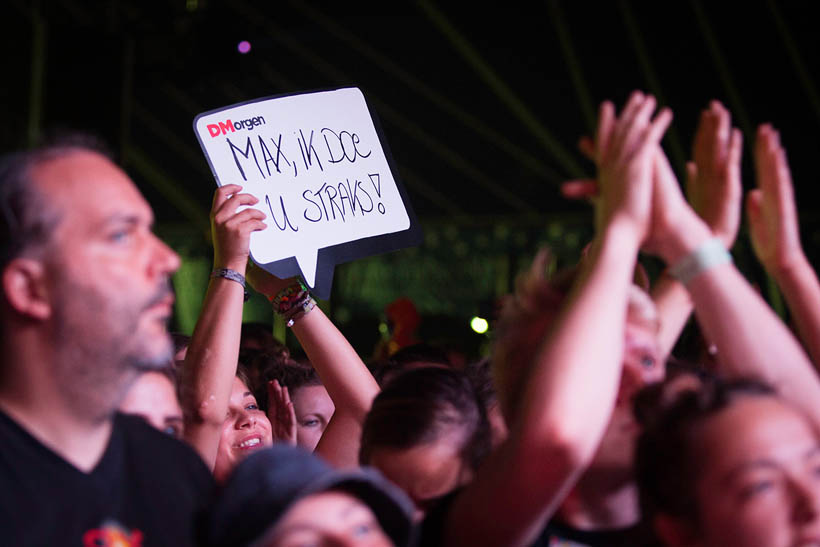 Oscar & The Wolf live op Rock Werchter Festival in België op 6 juli 2014