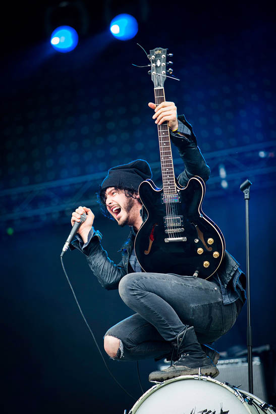 Reignwolf live op Rock Werchter Festival in België op 6 juli 2014