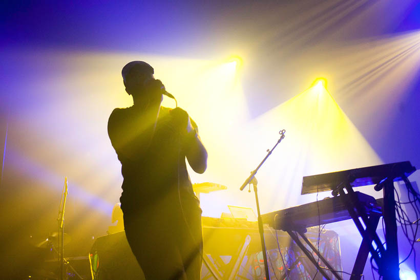 SBTRKT live in de Ancienne Belgique in Brussel, België op 11 oktober 2011