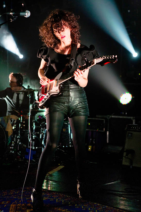 St Vincent live in de Rotonde in de Botanique in Brussel, België op 28 februari 2012