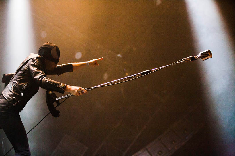 The Bloody Beetroots live op Rock Werchter Festival in België op 4 juli 2013