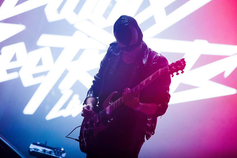 The Bloody Beetroots live op Rock Werchter Festival in België op 4 juli 2013