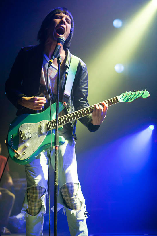 The Cribs live in de Orangerie in de Botanique in Brussel, België op 28 april 2012