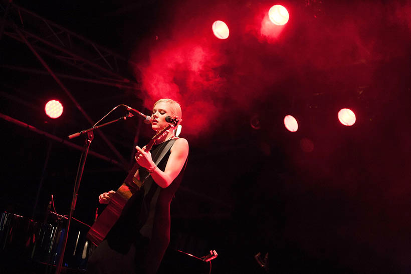 Trixie Whitley live at M-IDZomer at Museum M in Leuven, Belgium on 1 August 2013