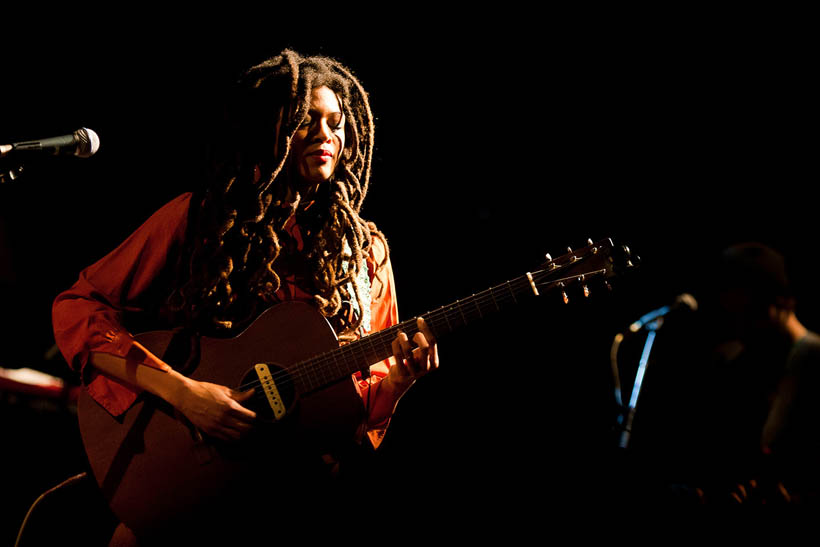 Valerie June live op Les Nuits Botanique in Brussel, België op 30 april 2013